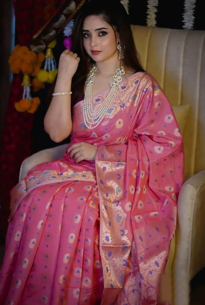 প্রিমিয়াম সফ্ট সিল্ক কাতান শাড়ি + ম্যাচিং ব্লাউজ পিচ